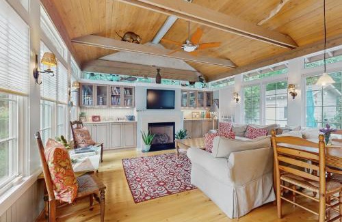 New Buffalo House | Happy Thoughts Cottage