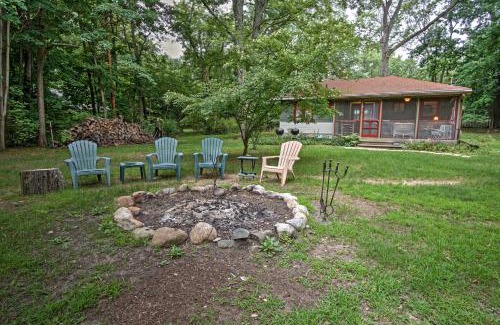 Harbert House | Harbert Cottage with Fire Pit Half Mile to Beach!