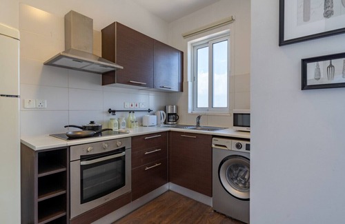 Larnaca Apartment | Harbor 401: Stylish 1-Bedroom Apartment in Larnaca