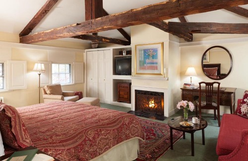 Marblehead Hotel | Harbor Light Inn