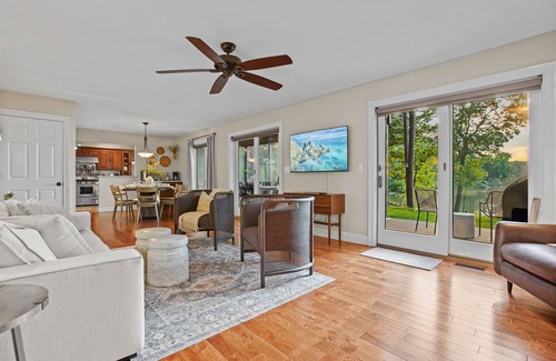 Chestertown House | Harbor View Haven | Waterfront w/Hot Tub + Dock!