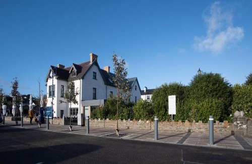 Saundersfoot Hotel | Harbour Stays at Ocean Square