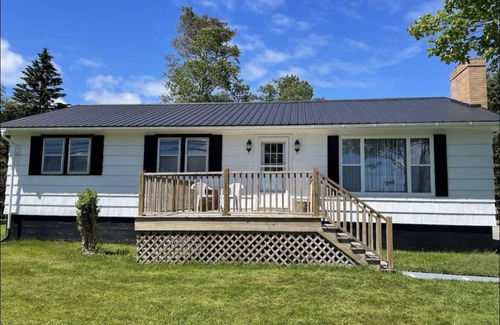 Sheet Harbour House | Harbour View with so many amenities