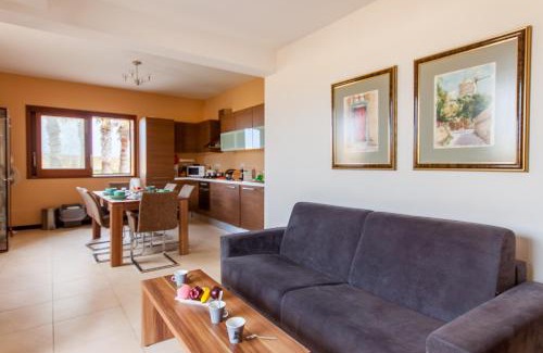 Ghajnsielem House | Harbour Views Gozitan Villa Shared Pool - Happy Rentals