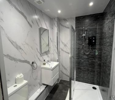 Irvine House | Harbourside Hotel