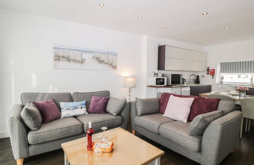 Haverigg Cottage | HARBOURSIDE HOUSE, pet friendly, country holiday cottage in Haverigg