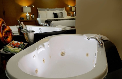 Catoosa Resort | Hard Rock Hotel and Casino Tulsa