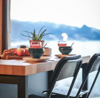 Herand Apartment | Hardanger Fjordtun PANORAMA cabin near the Hardangerfjord with fantastic fjordview, silence and nature