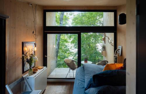 Herand Apartment | Hardanger Fjordtun TREETOPCABIN, nature, birds, silence, fjord and many nice hikes nearby