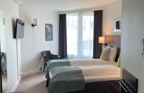 Oystese Hotel | Hardangerfjord Hotel