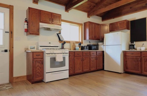 Rollo Bay House | Hare Hideaway with Fireplace