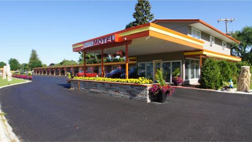 Goderich Hotel | Harmony Inn