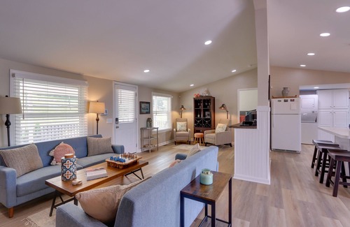 Millville House | Harpers Ferry Home w/Private Pool & Hot Tub!