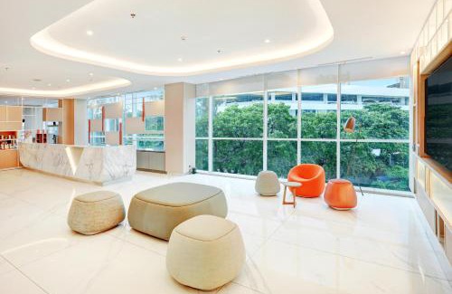 Suko Manunggal Hotel | HARRIS Hotel & Conventions Bundaran Satelit Surabaya