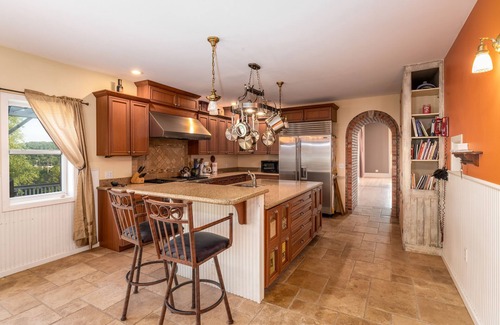 Elkader House | Harstad Suite at Elkader Jailhouse Inn