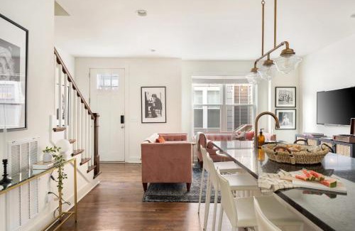 Chestnut Hill Apartment | Hart Suite Buyout 7 by AvantStay Two Nashville Town Houses w Stunning Amenities Design