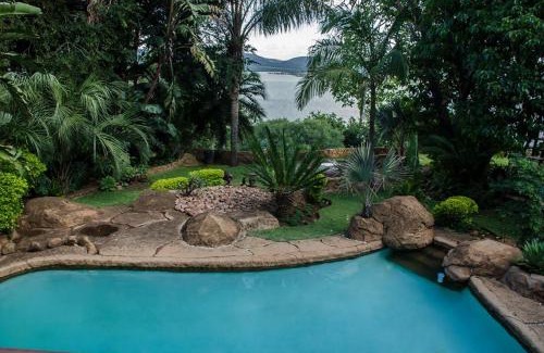 Kosmos House | Hartbeespoortdam Lodge