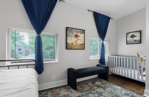 Tower Grove South House | Hartford Stylish 5BR Near Downtown With Private Backyard
