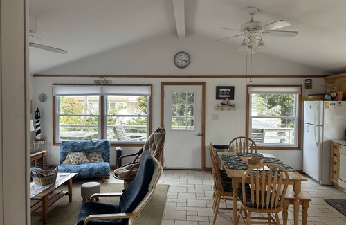 Harvey Cedars House | Harvey Cedars, 1 Block to Beach, 5 star reviews,