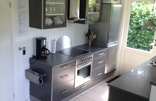 Hasmark Strand House | Hasmark beach 150m. Family friendly. Trampoline. Closed garden.pets allowed