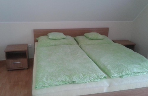Zsira House | Határmenti Vendégház
