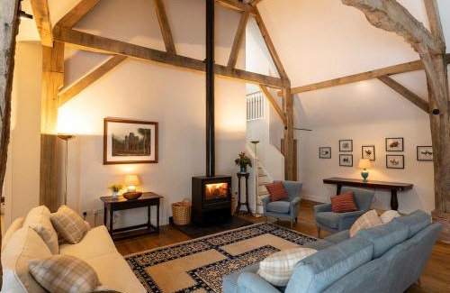 Shefford Woodlands House | Hatchers Barn - Uk42080