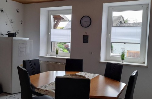 Udersdorf House | Haus am Berg - 6-bett Ferienhaus Haus am Berg