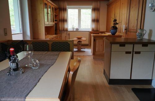 Ausservillgraten Apartment | Haus "Die Zinne"