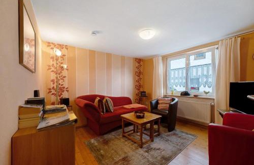 Monzelfeld House | Haus Gertrud