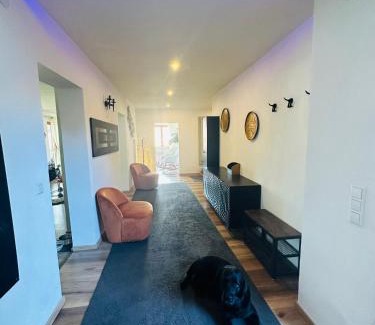 Burgrieden Villa | Haus in Laupheim - 6 Personen - Whirlpool - Garten - 3 Zimmer