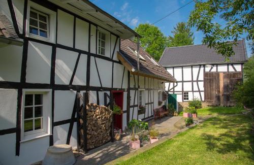 Ruppichteroth House | Haus Nr. 9