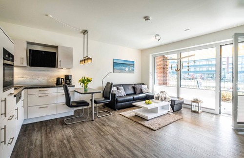 Busum Apartment | Haus Strandläufer- vacation apartment for 2 people with pet