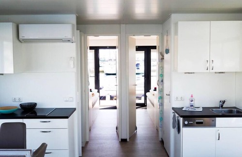 Tarnewitz Boat Rental | Hausboot in Boltenhagen