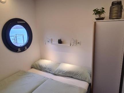 Weyhe Apartment | Hausboot La Mare Emma
