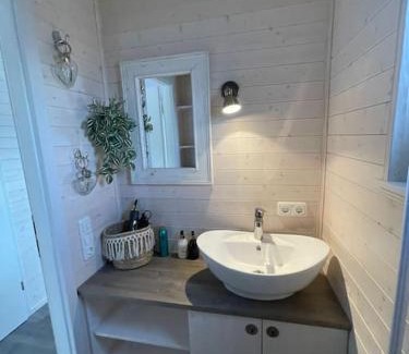 Knieper Nord Boat Rental | Hausboot Sophie in Stralsund