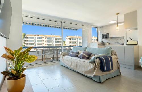 Torredembarra Apartment | Hauzify I Apartament Torremunts