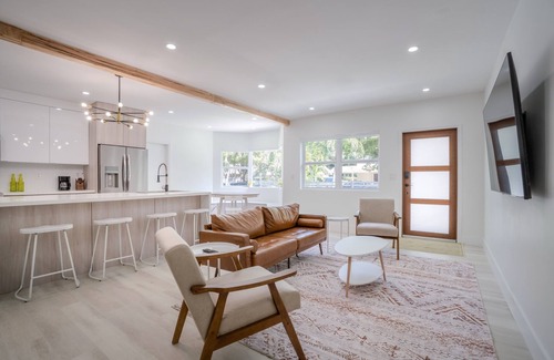 Coral Way House | Havana House ~ Miami LUXE ~ West Brickell