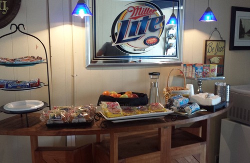 Poinciana Park Hotel | Haven Hotel - Fort Lauderdale Airport