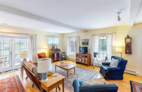 South Londonderry House | Haven on the Hill