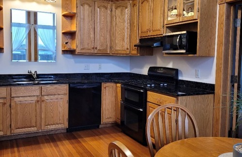 Strawberry Point Apartment | Haven Point is Spacious and Great for Families.