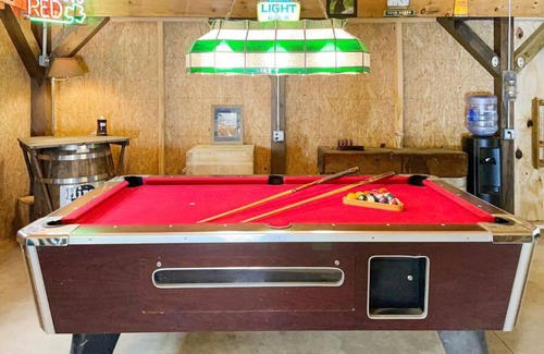 Kerhonkson House | Haven Retreat in Catskills w Hot Tub & Bar Hall