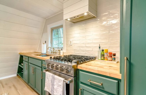Middlefield House | HavenHaus: Cozy A-Frame Cabin in the Berkshires