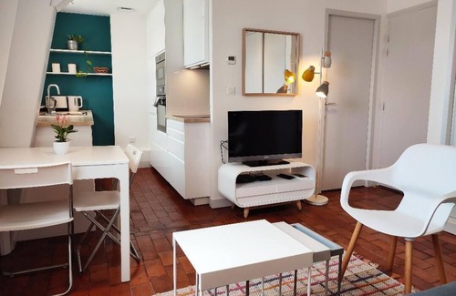 Saint Nicolas - Charles III - Ville vieille - Trois Maisons - Leopold Apartment | Havre de Paix au Coeur de Nancy