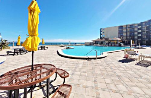 Daytona Beach Shores House | Hawaiian Inn Beach Resort Unit #501
