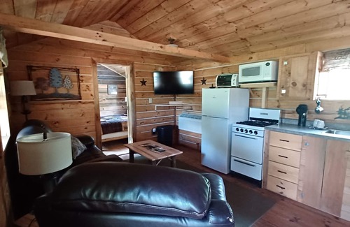 Waverly Cabin | Hawe Fork- The Christopher. Cozy cabin in the scenic hills of southern Ohio.