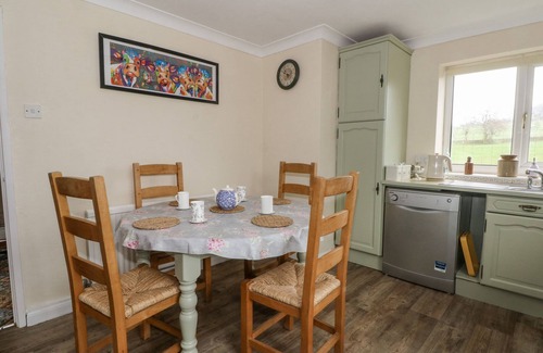 Longnor Cottage | HAWKSBRIDGE BUNGALOW, pet friendly, with open fire in Leek