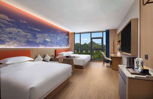Fenghuang Hotel | Hawthorn By Wyndham Fenghuang Baiyue
