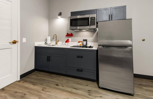 College Station Hotel | Hawthorn Extended Stay by Wyndham College Station