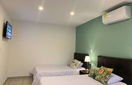 Roldanillo Bed & Breakfast | HB decoración antigua - Aire, Agua Caliente y Wifi