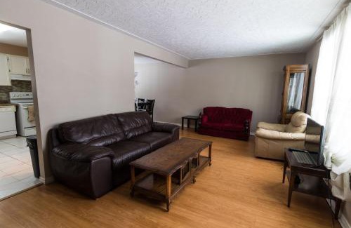 Waterloo House | HB GUEST HOME 2-entire house U3 beds